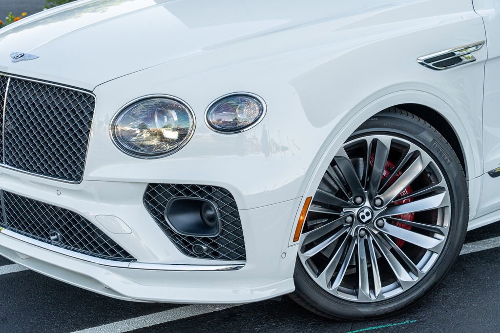 Used 2021 Bentley Bentayga Speed AWD/4WD image 3