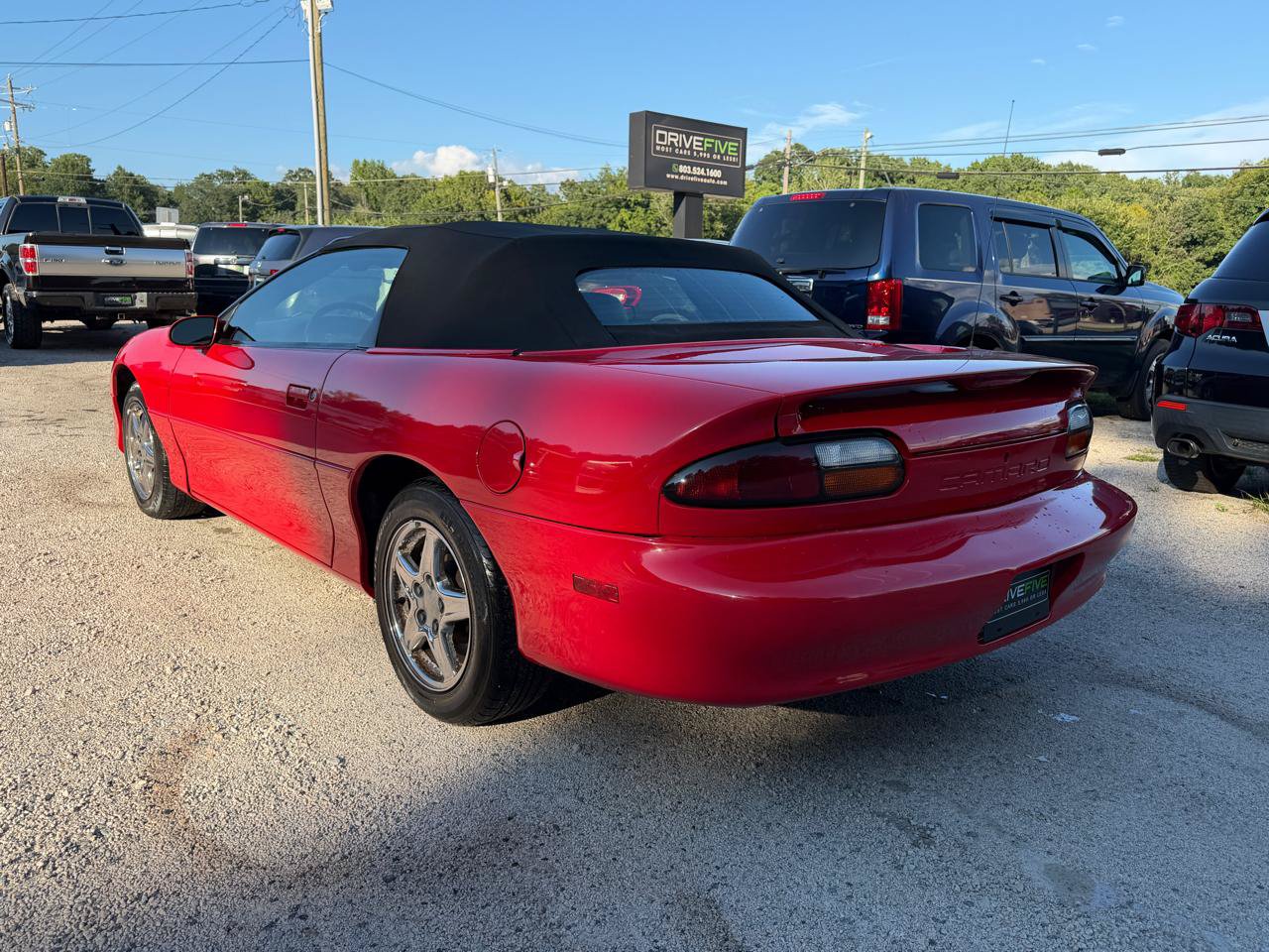 Used 2001 Chevrolet Camaro LT RWD image 3