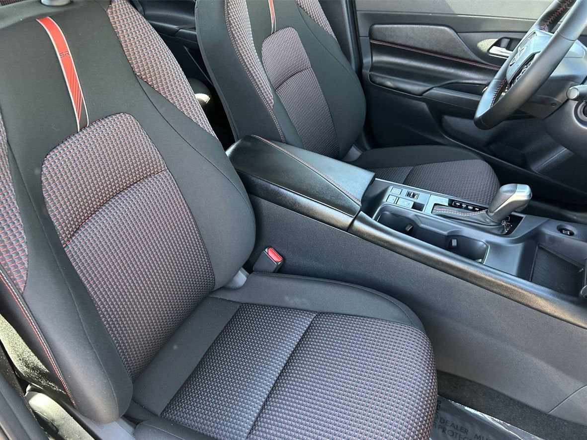 New 2026 Nissan Sentra SR FWD image 13