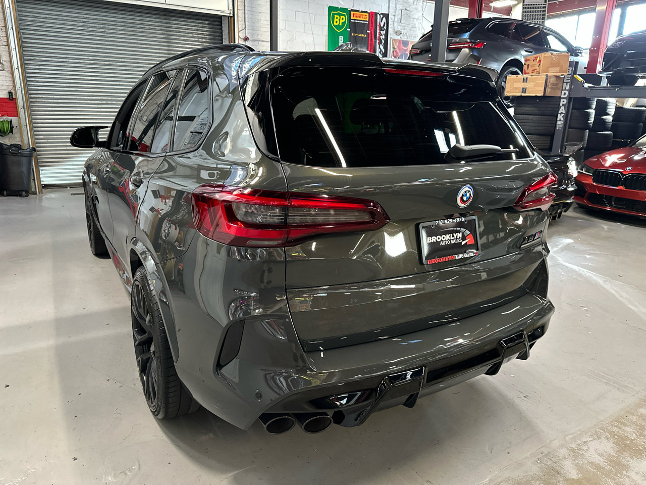 Used 2023 BMW X5 M Competition w/ Competition Package image 8