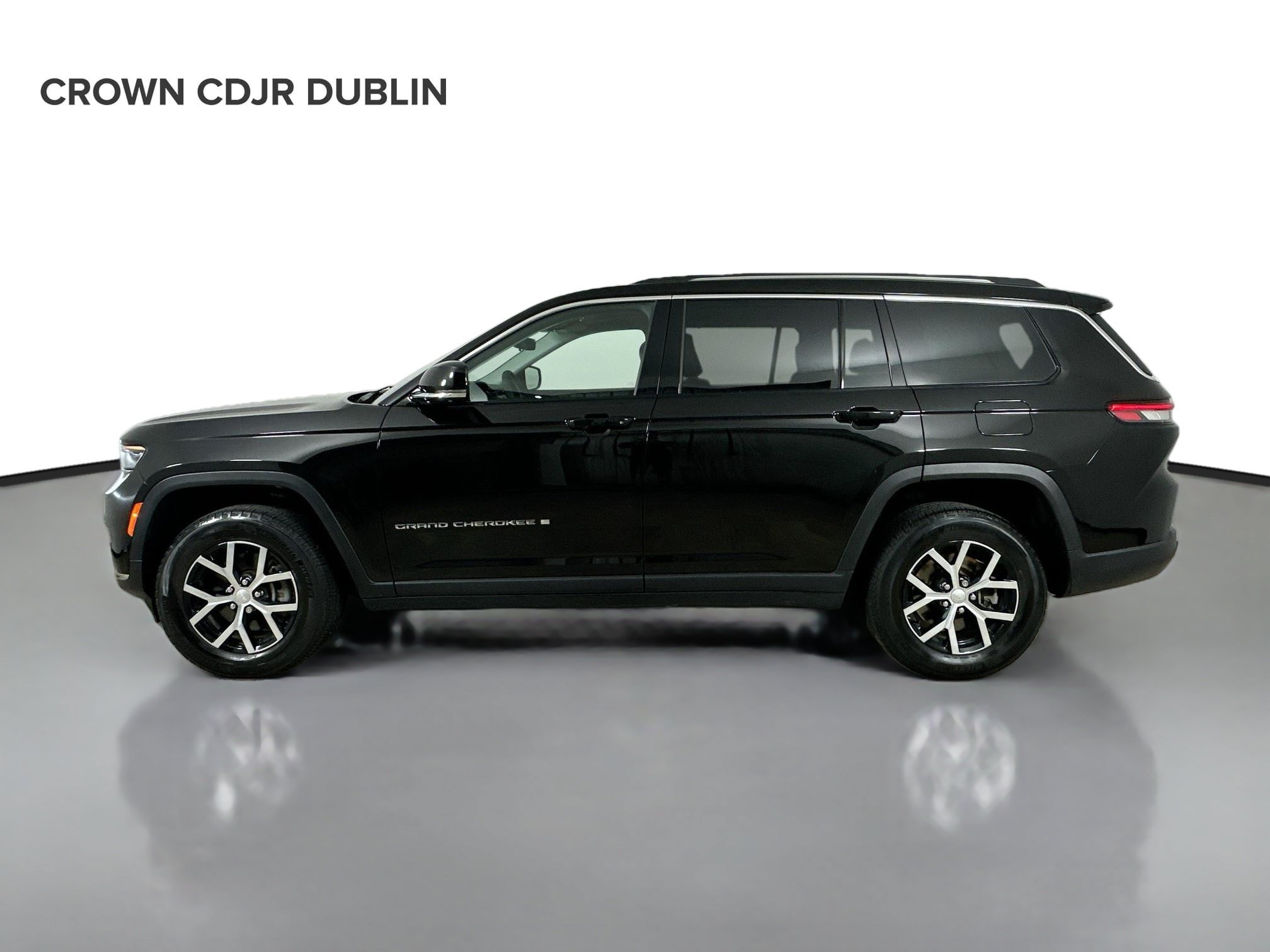 Used 2024 Jeep Grand Cherokee L Limited w/ Luxury Tech Group II AWD/4WD image 8