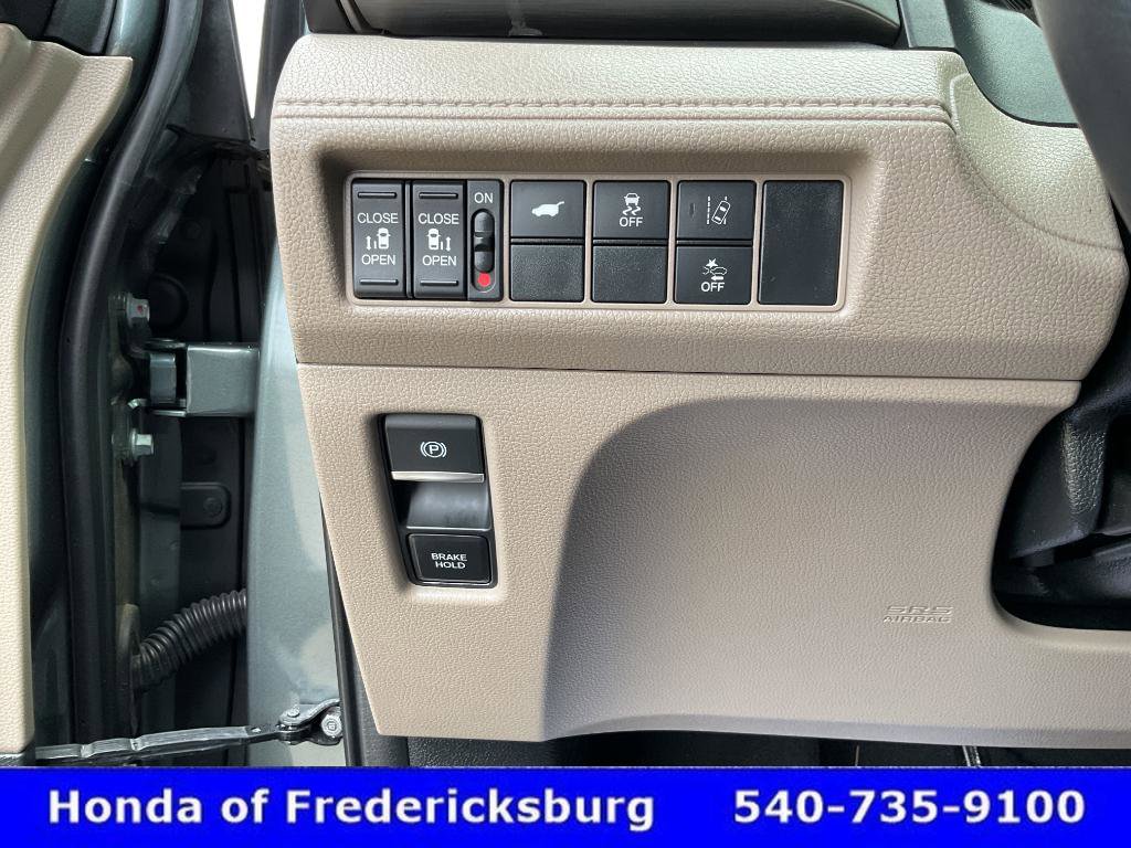 Used 2018 Honda Odyssey EX-L image 44