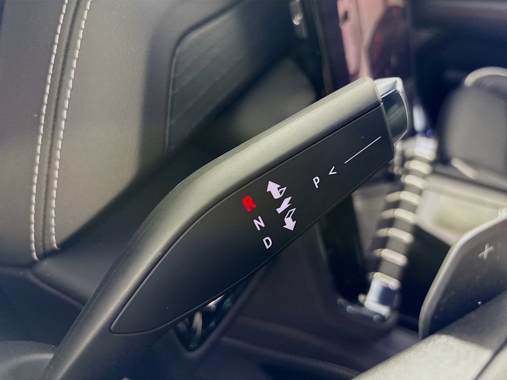 New 2026 GMC Yukon XL AT4 Ultimate AWD/4WD image 17