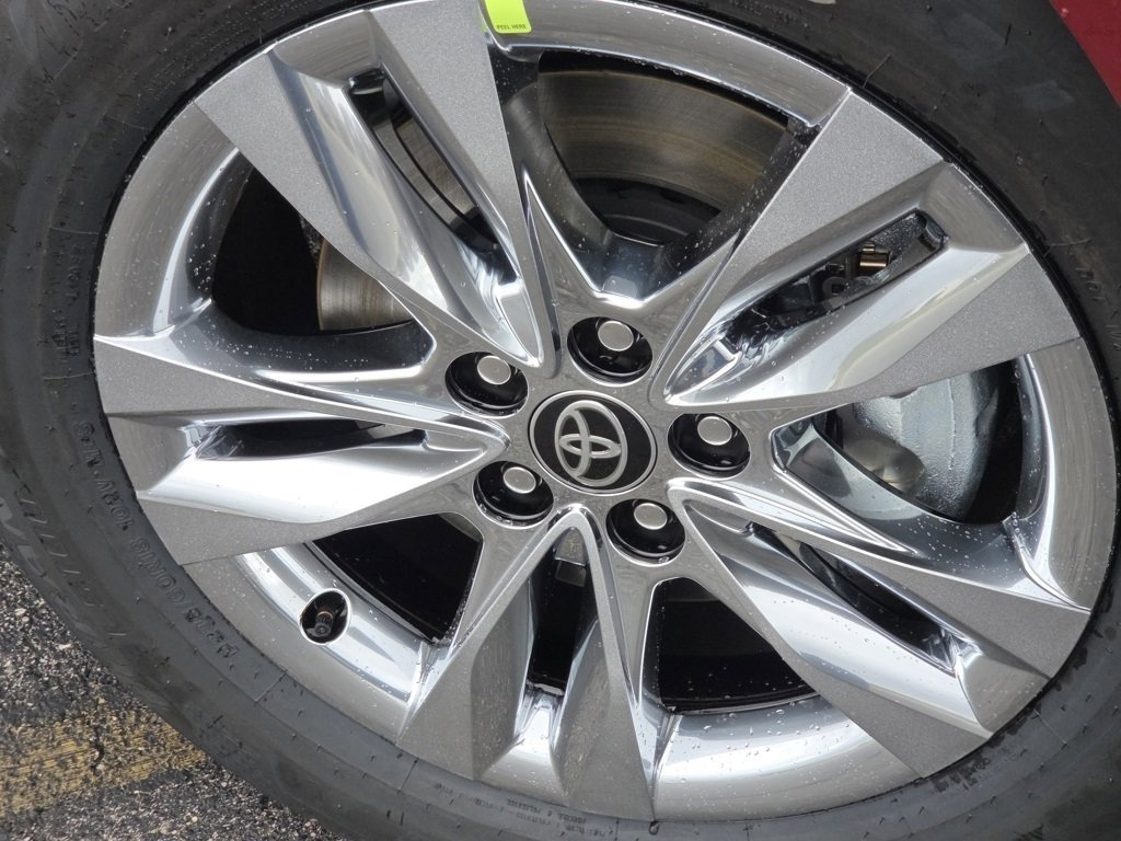 New 2026 Toyota Sienna XLE image 19