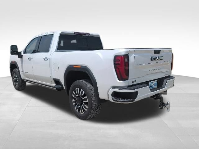 Used 2024 GMC Sierra 2500 Denali Ultimate w/ Max Trailering Package AWD/4WD image 5