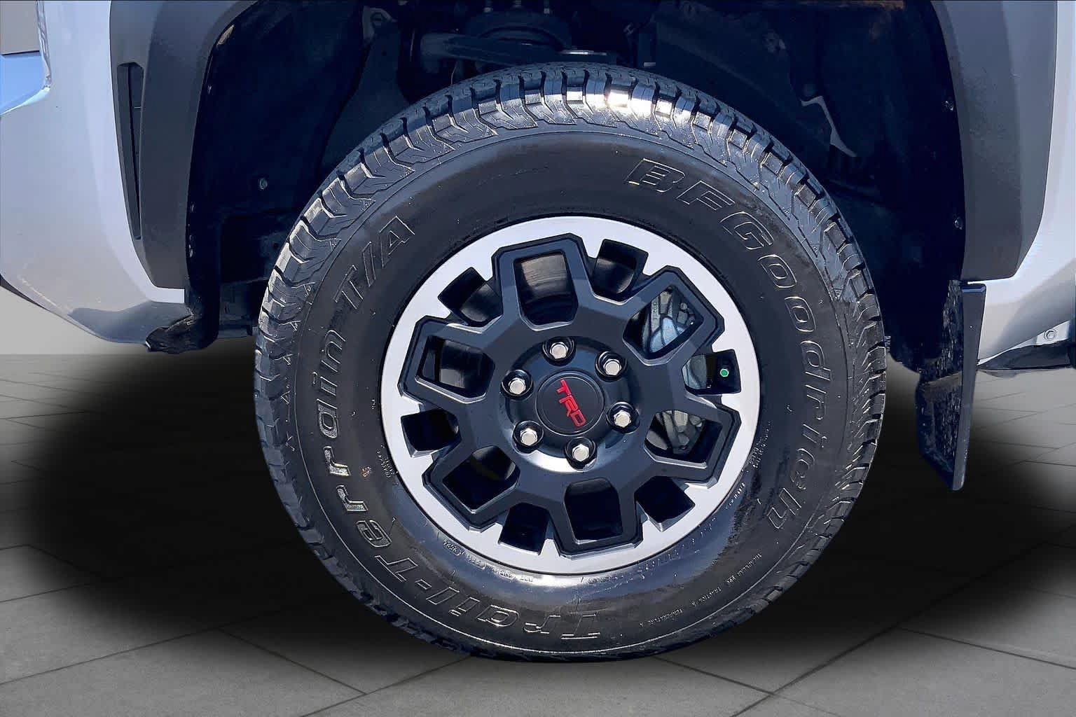 Used 2024 Toyota Tacoma TRD Off-Road AWD/4WD image 11