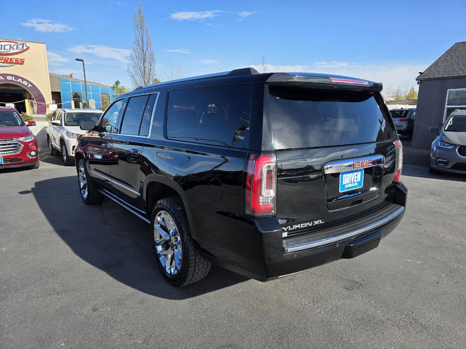 Used 2020 GMC Yukon XL Denali w/ Open Road Package AWD/4WD image 7