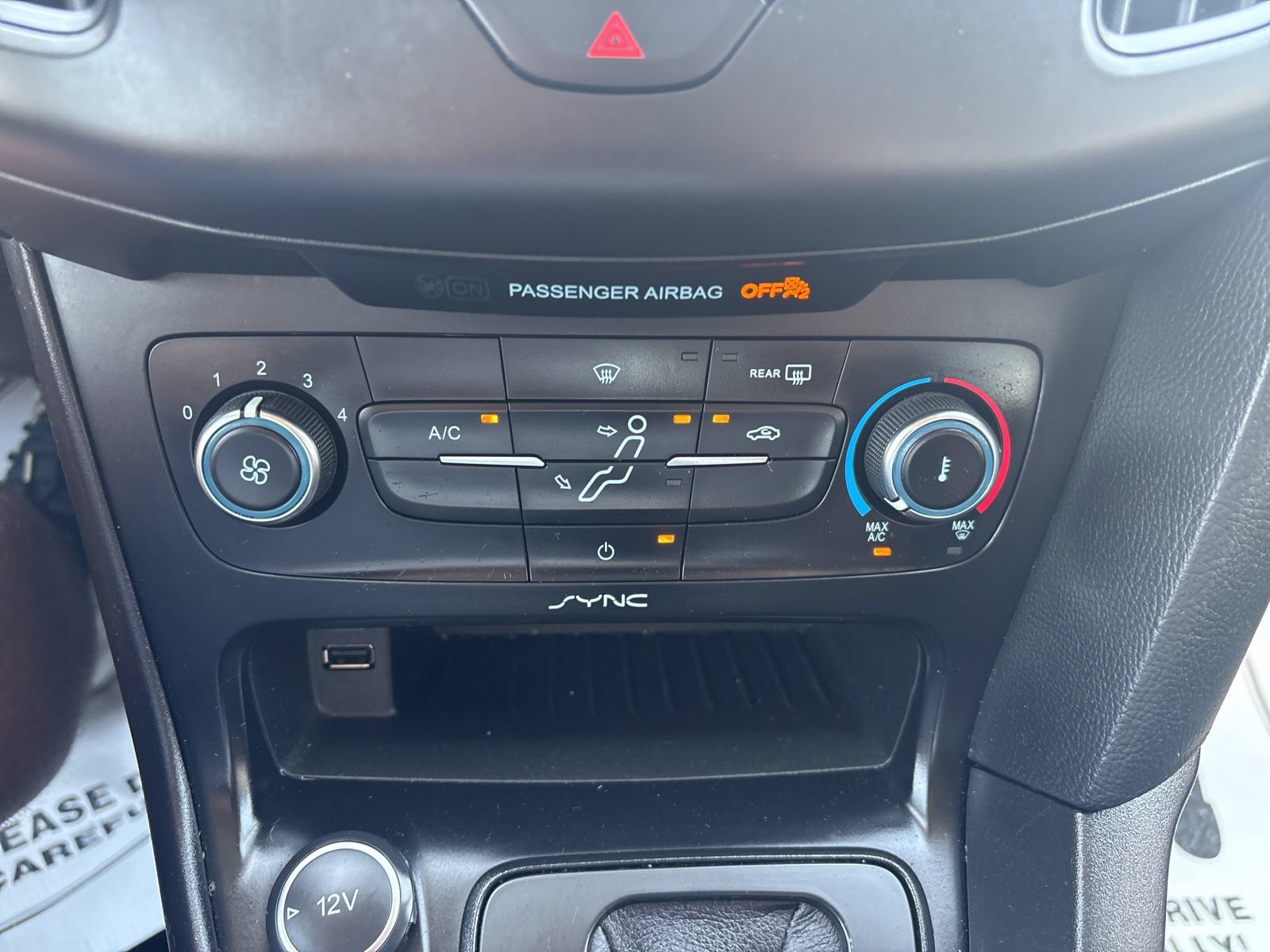 Used 2017 Ford Focus SE FWD image 22