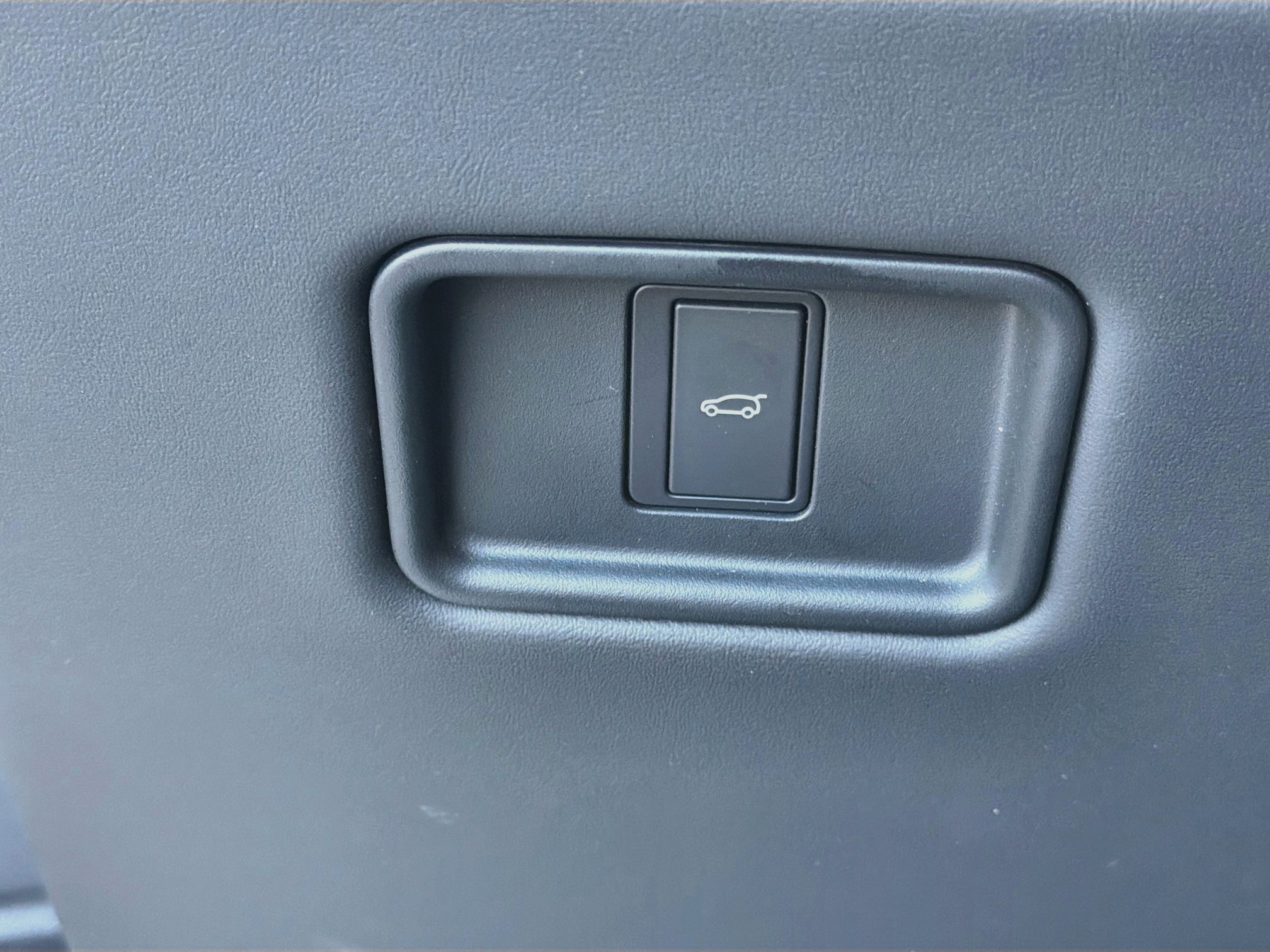 Used 2025 Land Rover Range Rover SE AWD/4WD image 36