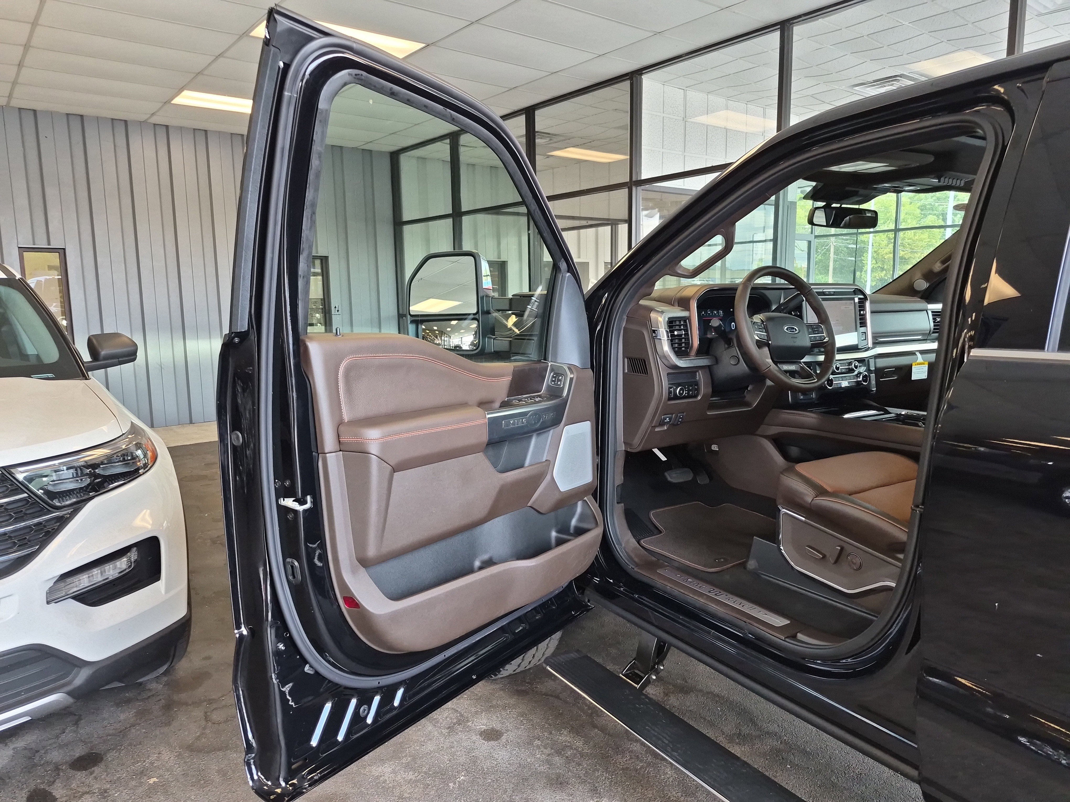 New 2026 Ford F250 King Ranch w/ Chrome Package image 16