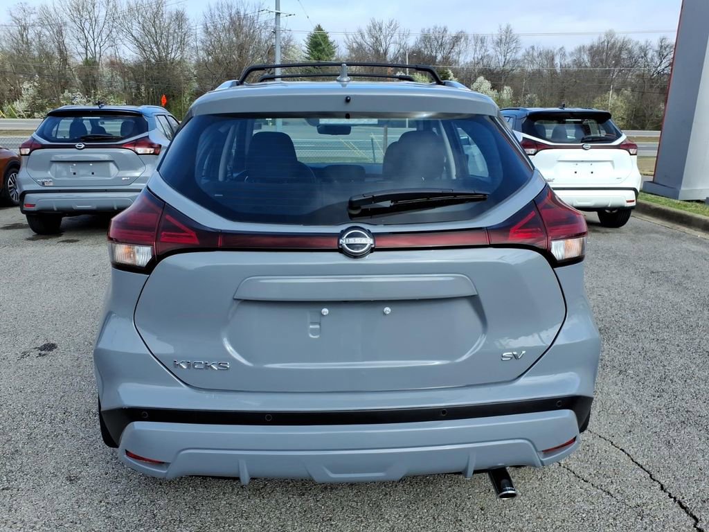 Certified 2024 Nissan Kicks SV w/ Interior Electronics Package FWD image 15
