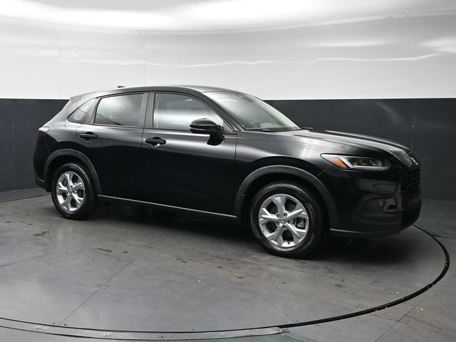 Certified 2024 Honda HR-V LX image 3