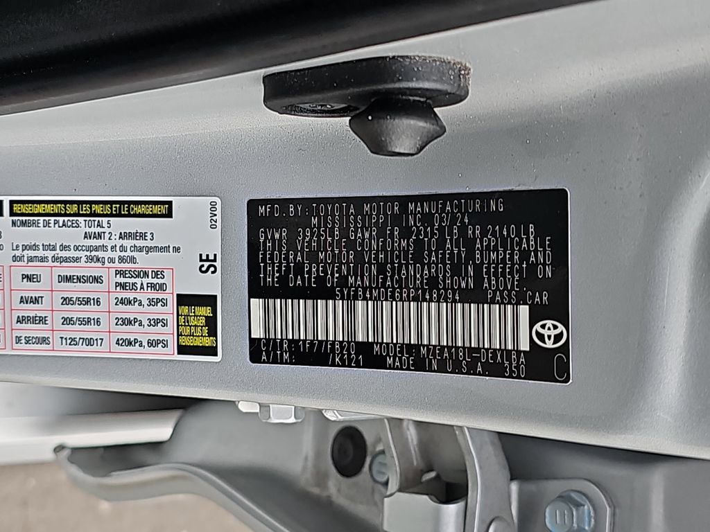 Used 2024 Toyota Corolla LE image 38