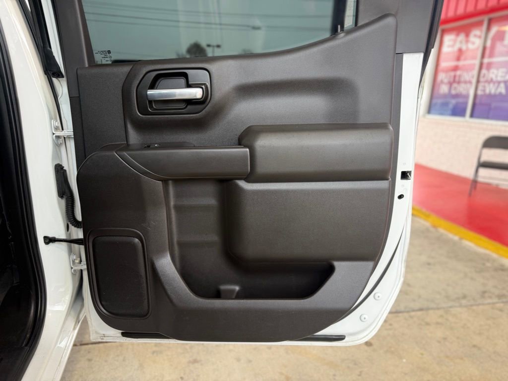 Used 2020 Chevrolet Silverado 1500 LT image 19