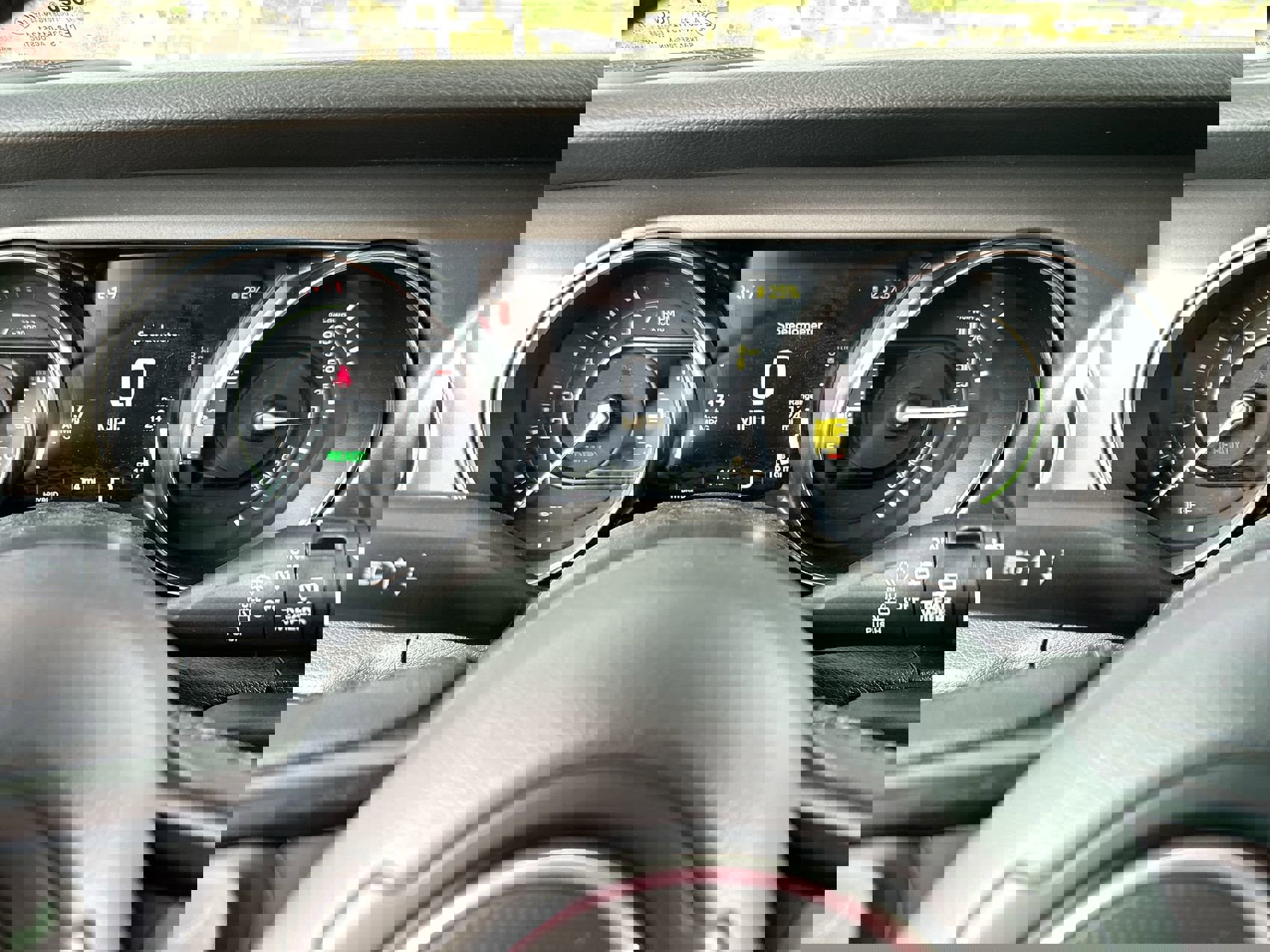 New 2023 Jeep Wrangler Unlimited w/ Sun & Screen Package image 15