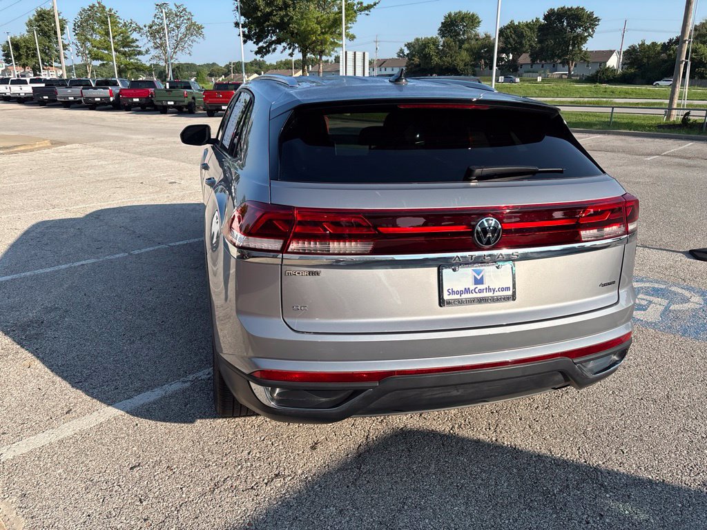 Used 2026 Volkswagen Atlas Cross Sport SE AWD/4WD image 24