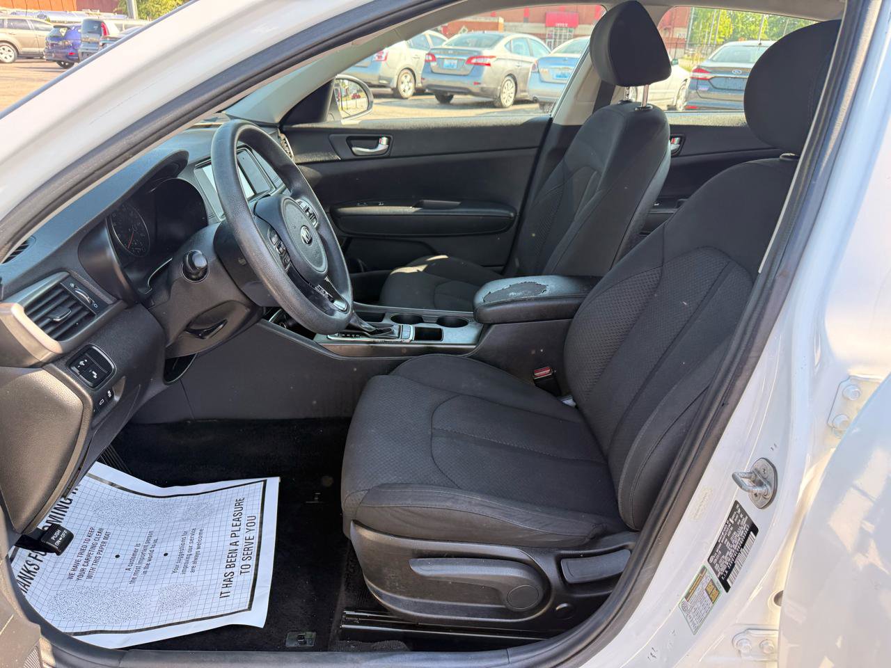 Used 2018 Kia Optima LX w/ 17" Alloy Wheels Package FWD image 7