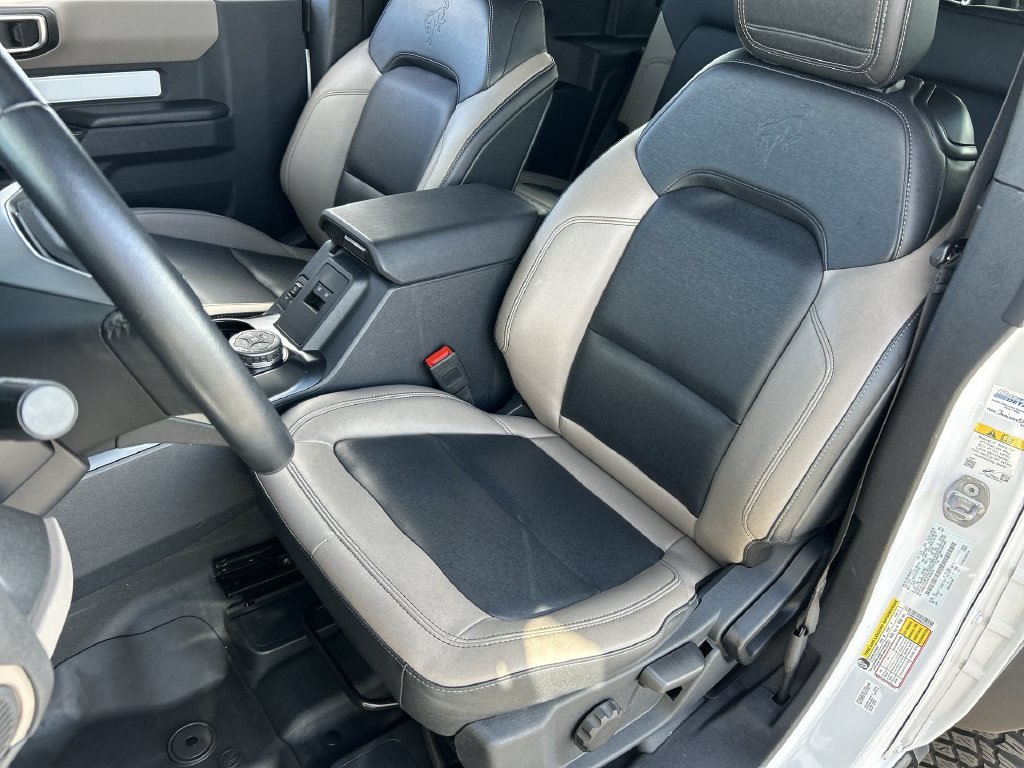 Used 2024 Ford Bronco Big Bend w/ Sasquatch Package AWD/4WD image 19
