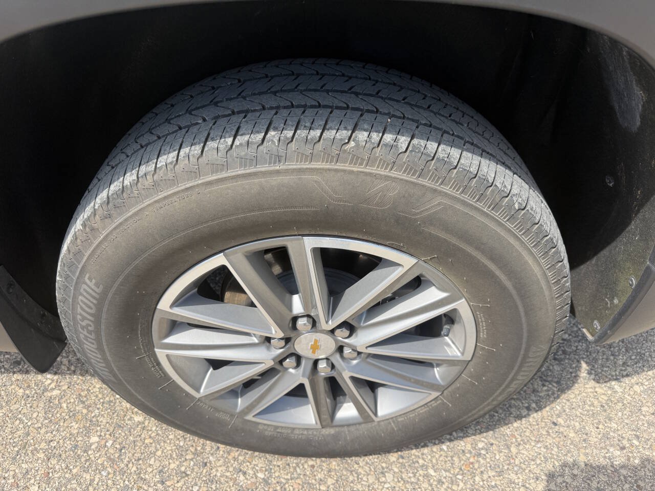 Used 2023 Chevrolet Traverse LT AWD/4WD image 25