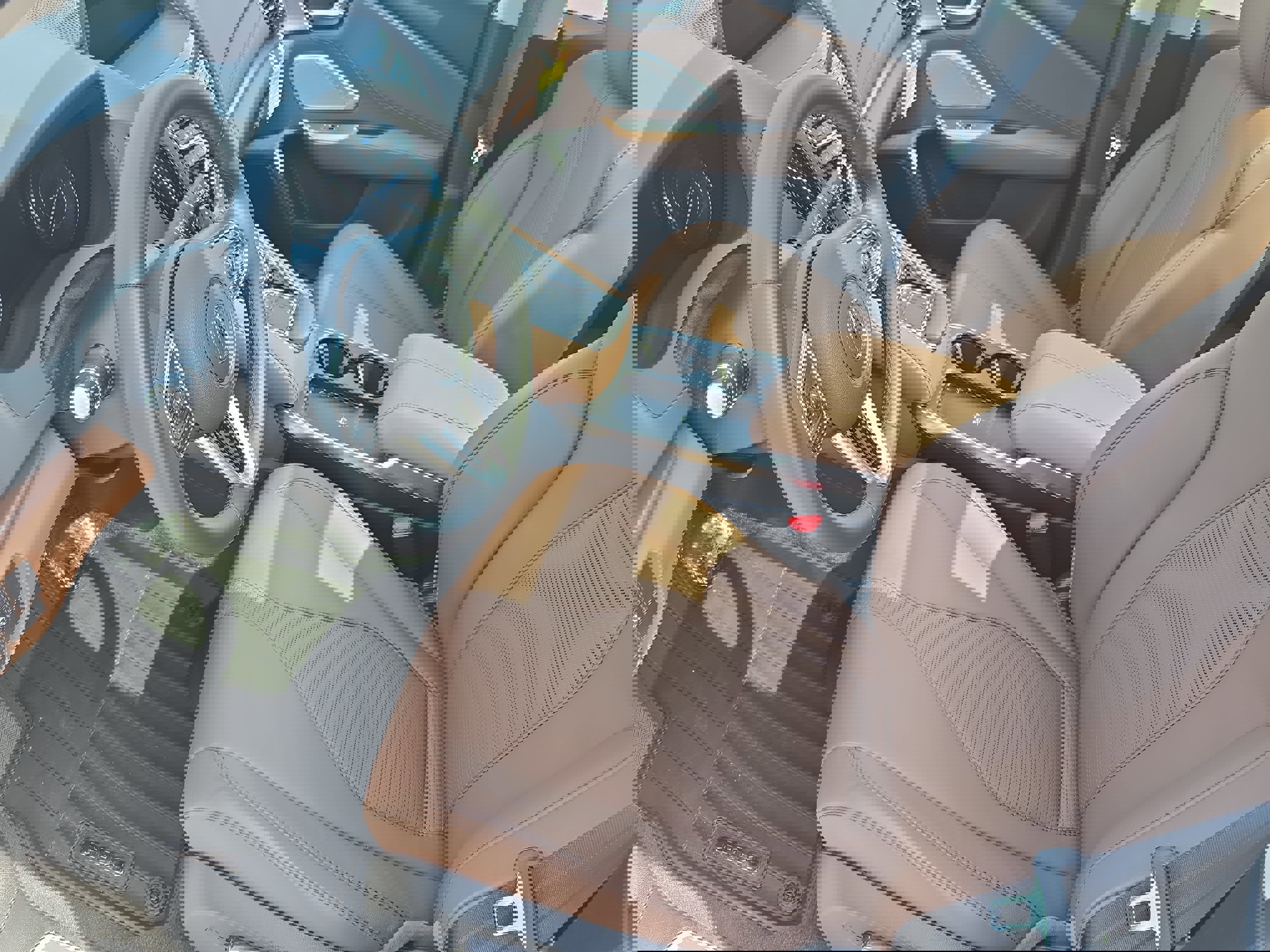 Used 2025 Acura RDX w/Technology Package image 16