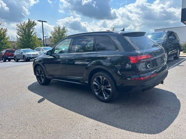 Certified 2025 Audi Q7 3.0T Prestige AWD/4WD image 8