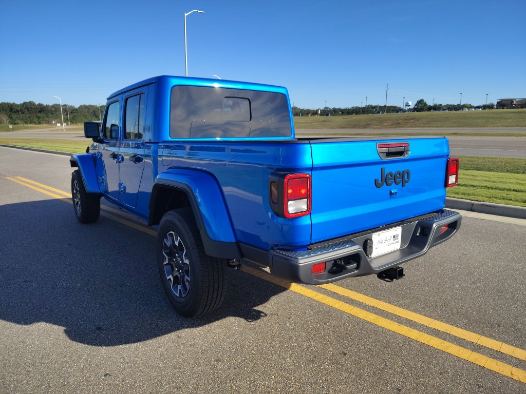 New 2025 Jeep Gladiator Sport w/ Premium Package AWD/4WD image 5