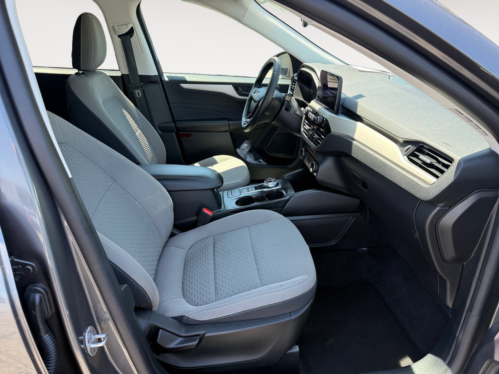 Used 2022 Ford Escape SE w/ Convenience Package FWD image 19