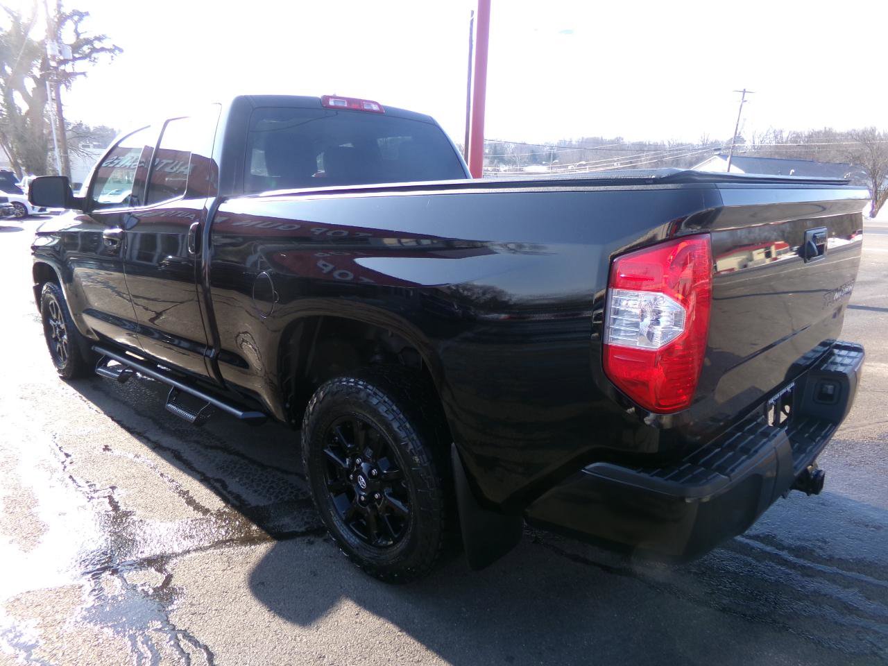 Used 2019 Toyota Tundra SR5 w/ SX Package image 5