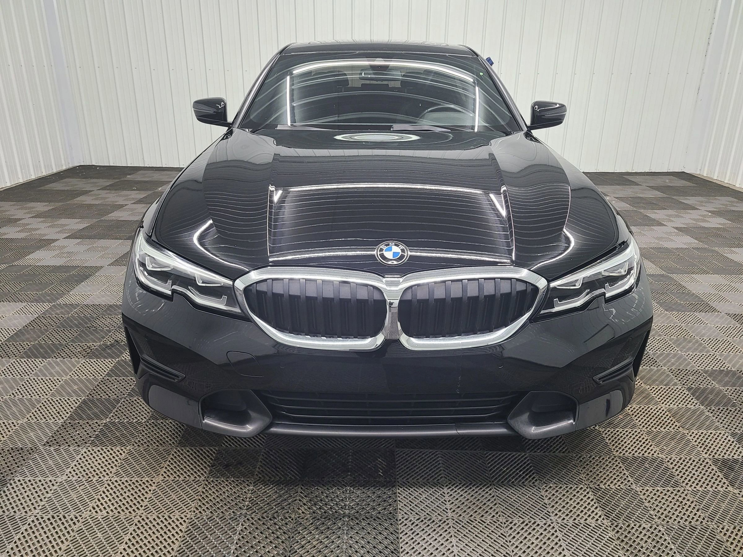 Used 2020 BMW 330i xDrive Sedan w/ Convenience Package image 6
