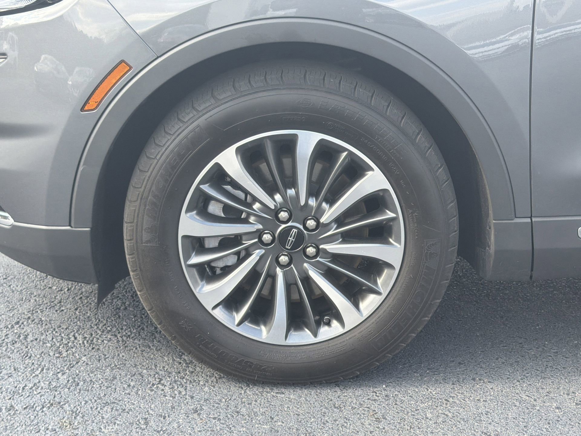 Used 2023 Lincoln Nautilus AWD w/ Premium Package image 10