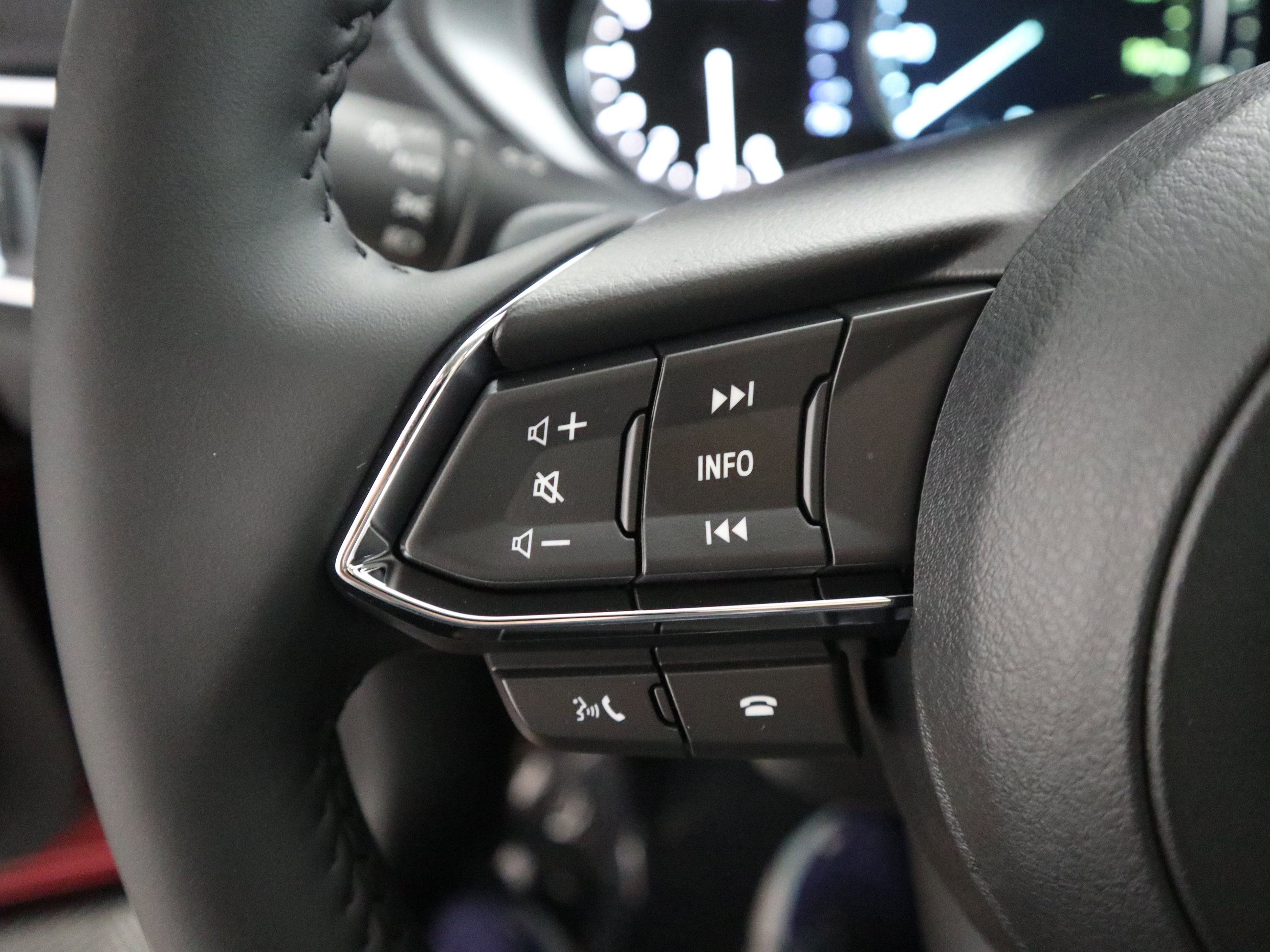 New 2025 MAZDA CX-5 AWD 2.5 S w/ Premium Plus Pkg image 25