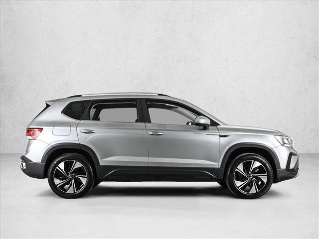 Used 2024 Volkswagen Taos SE image 5