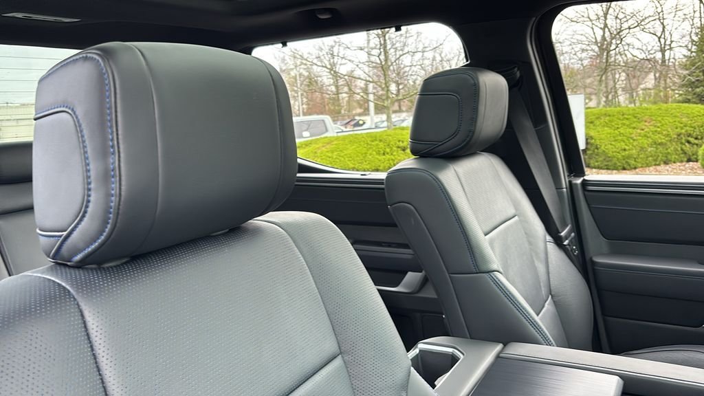 New 2025 Toyota Tundra Platinum AWD/4WD image 8