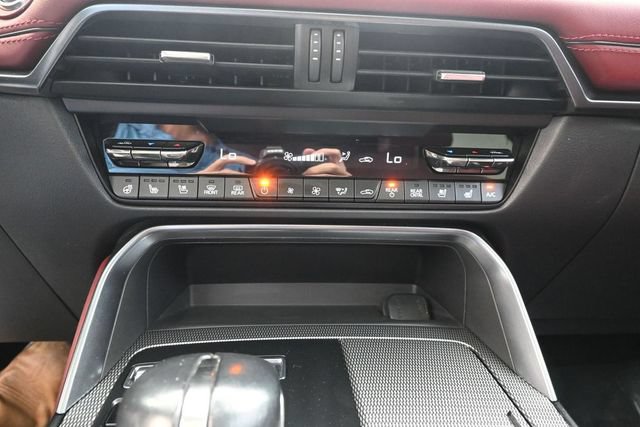 Used 2025 MAZDA CX-70 Plug-In Hybrid w/ Premium Plus AWD/4WD image 12
