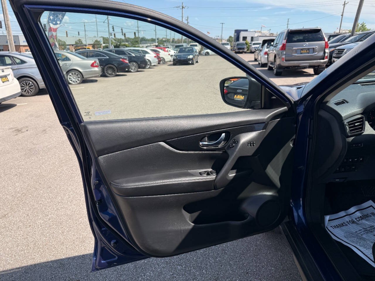 Used 2019 Nissan Rogue SL w/ Premium Package AWD/4WD image 18