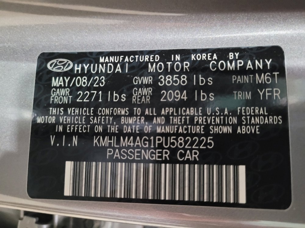 Used 2023 Hyundai Elantra SEL FWD image 33
