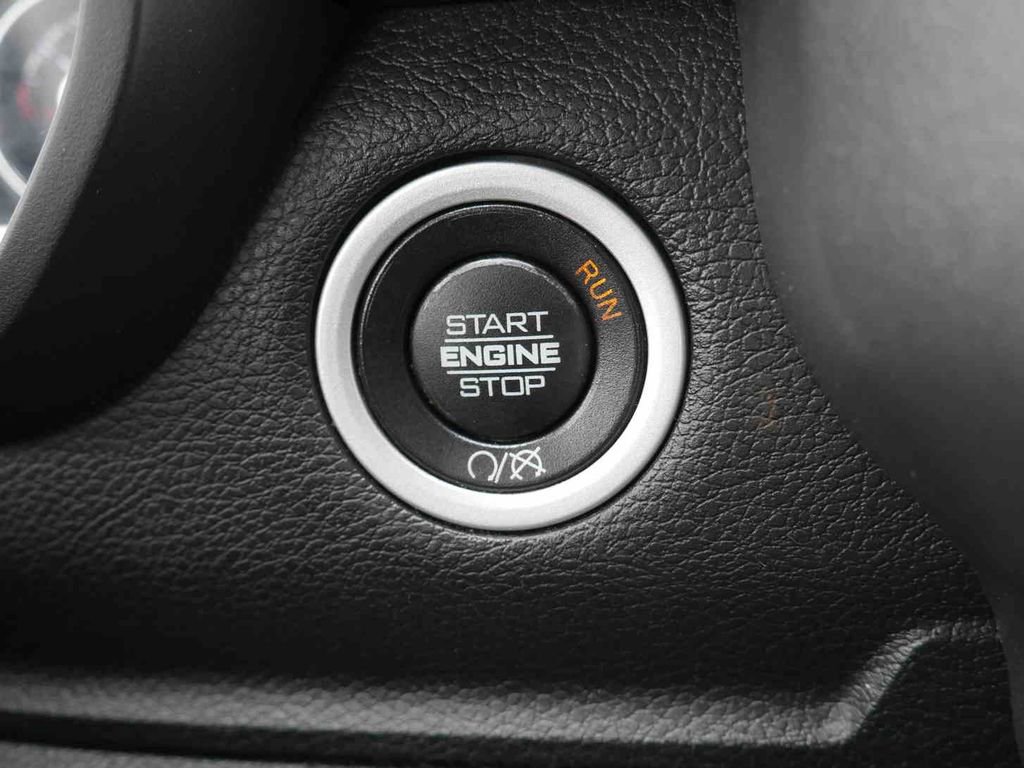 Used 2019 RAM 2500 Big Horn image 33