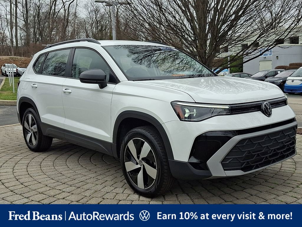 Certified 2025 Volkswagen Taos S AWD/4WD image 1
