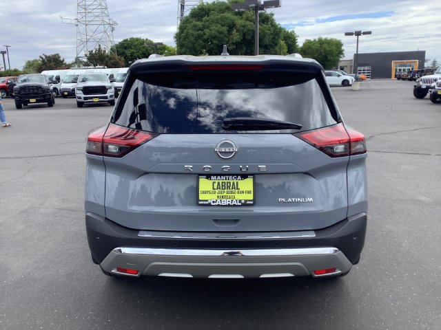 Used 2022 Nissan Rogue Platinum w/ Head-Up Display Package FWD image 27