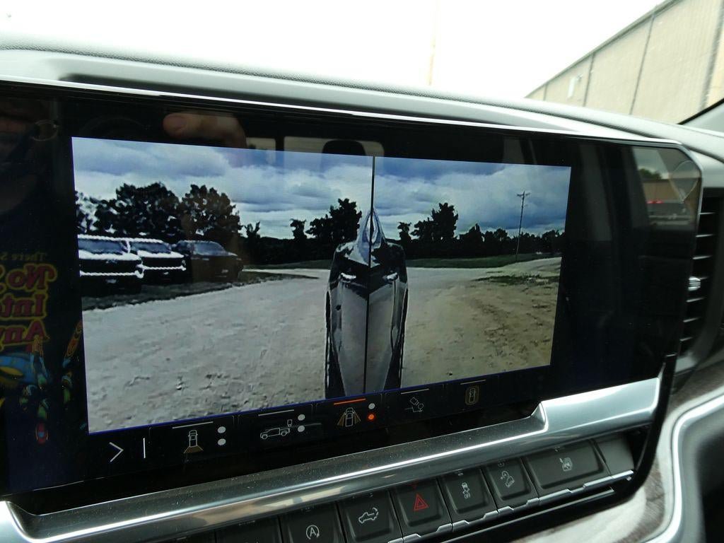 New 2026 Chevrolet Silverado 1500 LTZ w/ LTZ Premium Package AWD/4WD image 36