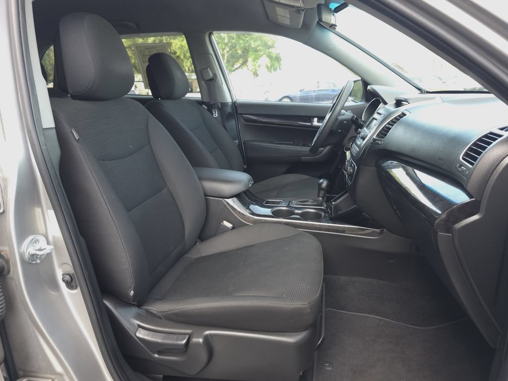Used 2015 Kia Sorento LX FWD image 15