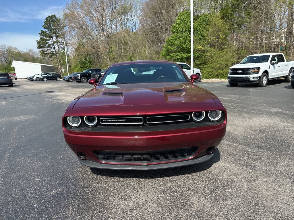 Used 2020 Dodge Challenger SXT image 8