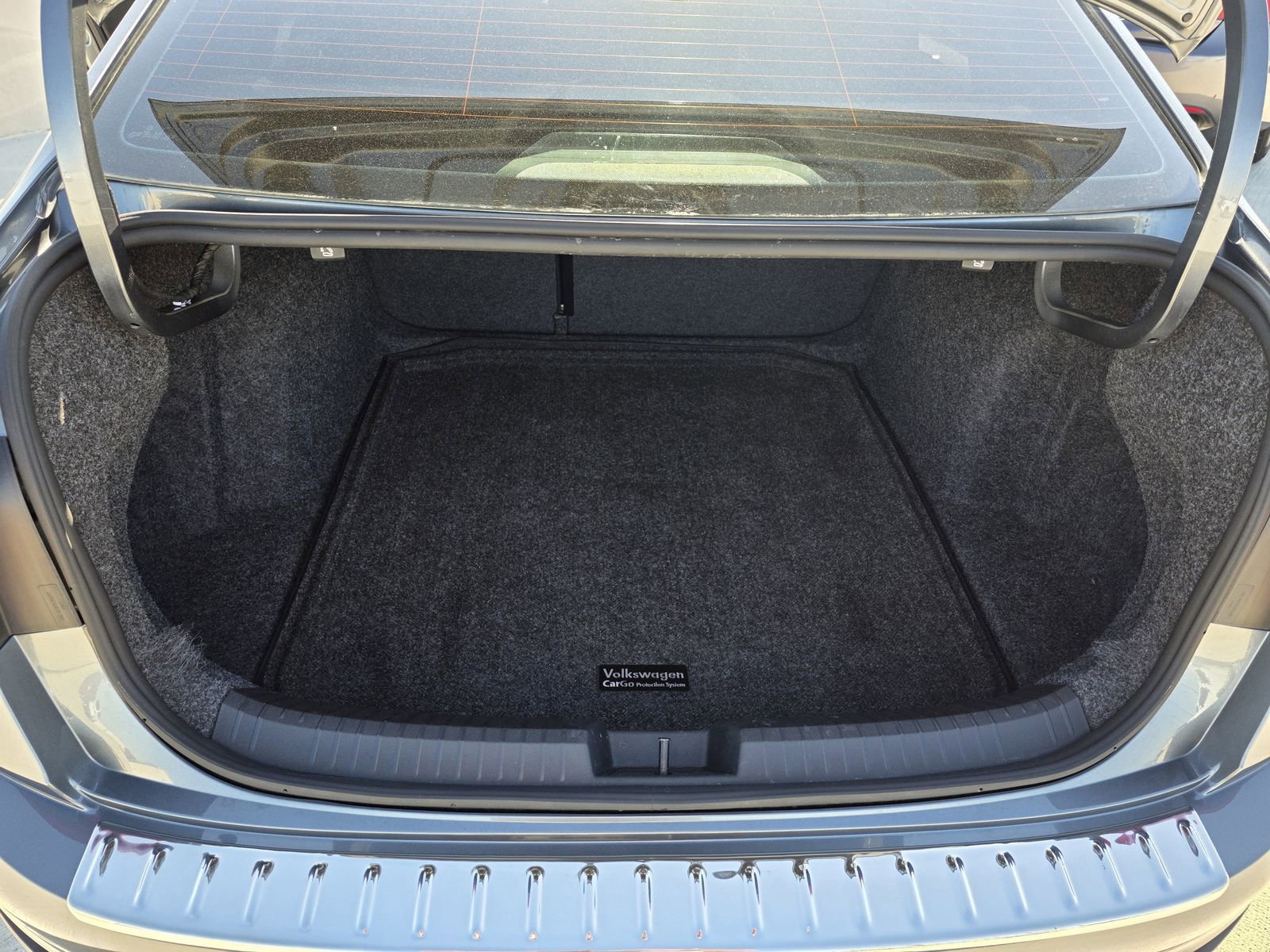 Used 2024 Volkswagen Jetta Sport image 18