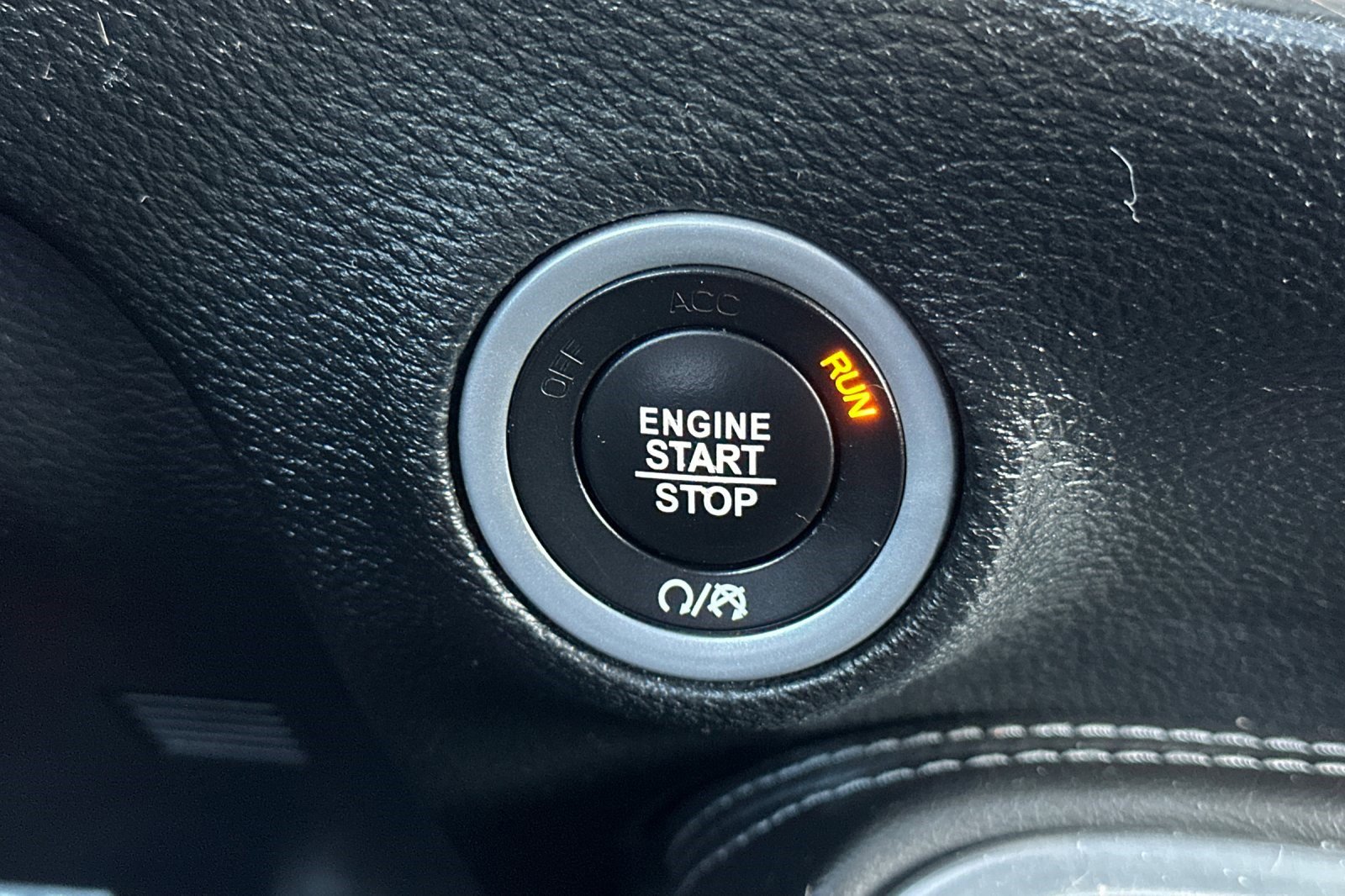 Used 2018 Dodge Challenger T/A w/ Quick Order Package 22P T/A image 34