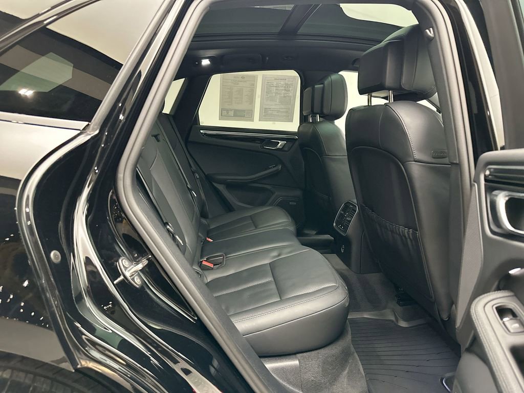 Used 2023 Porsche Macan S image 19