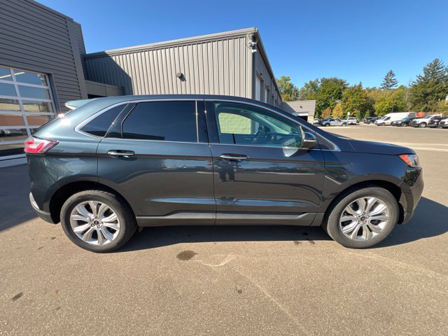 Used 2024 Ford Edge Titanium AWD/4WD image 4