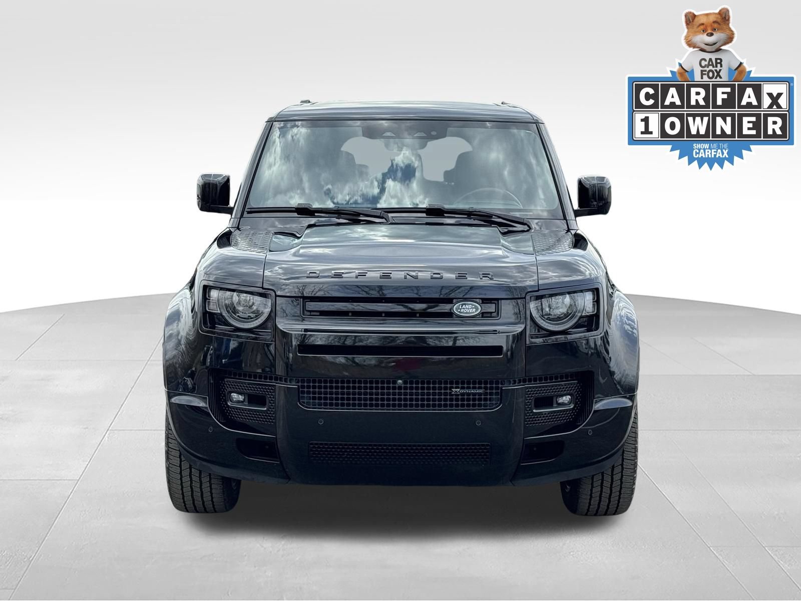 Used 2023 Land Rover Defender 130 X-Dynamic SE AWD/4WD image 11