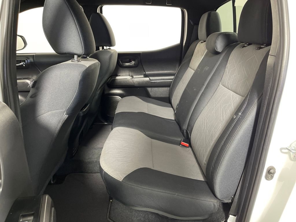 Certified 2023 Toyota Tacoma TRD Off-Road AWD/4WD image 13