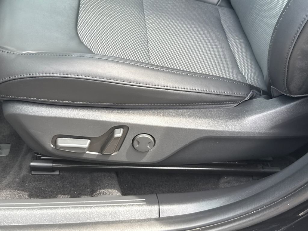 Used 2023 Kia Niro Wind image 25