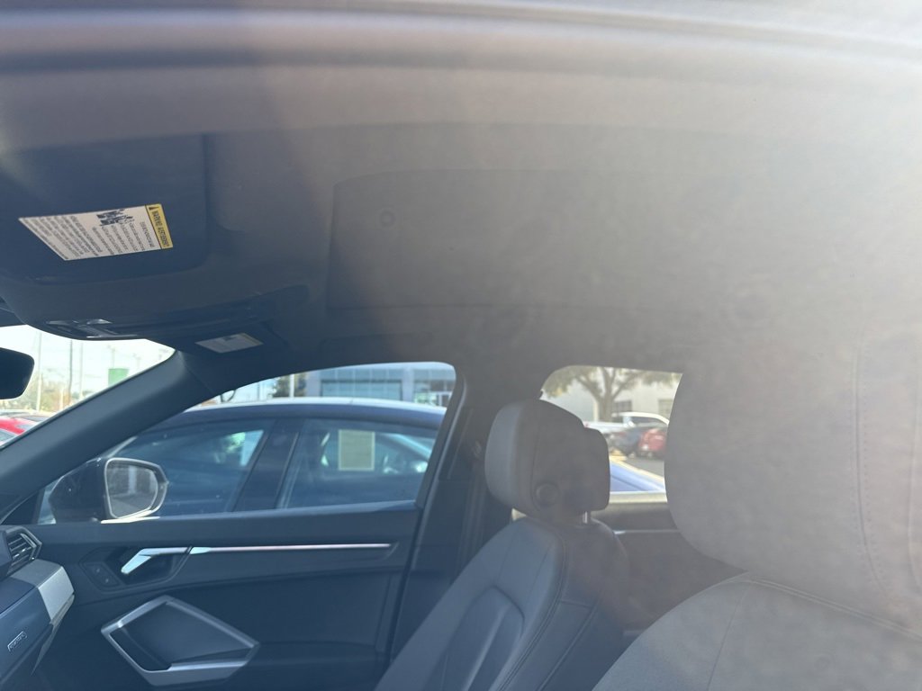 Used 2020 Audi Q3 2.0T Premium Plus w/ Premium Plus Package image 32